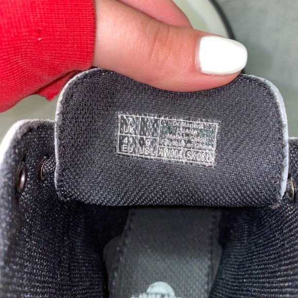 Dr. Martens boots - Picture 3 of 4